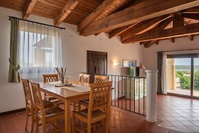 Charming Sea Villas Villa Sleeps 6 Persons in Extra Bed Possible