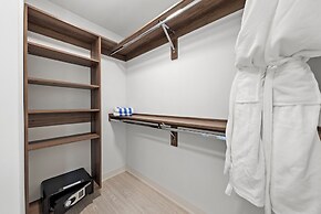 Level Chicago Fulton Market