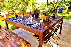 Nidoallido Holiday Home