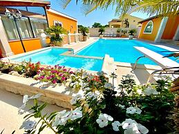 Nidoallido Holiday Home