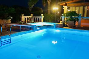 Nidoallido Holiday Home