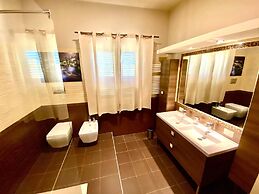 Nidoallido Holiday Home