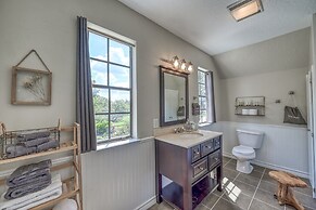 Sunday Abode on Wine Trail 5 Min to Heart of Main