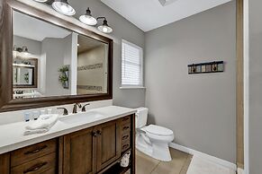 Stylish Remodel, Firepit, Pet Friendly