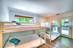 Luxury Riverfront Oasis With Boat Dock-grill-firepit!