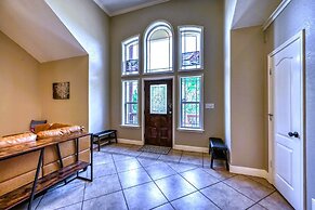Luxury Home! - Pool - Fire Pit - Near Canyon Lake!