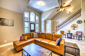 Luxury Home! - Pool - Fire Pit - Near Canyon Lake!