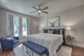 Modern Luxurious Home With Game Room