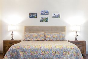 Pioneer Charm With Hot Tub & Firepit - 8 mi to Main St