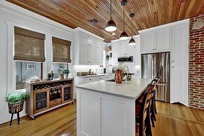 Historic Cottage With Fire Pit - 2 Blks to Main!