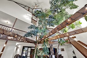 Unique Geodesic Dome House 5 mi to Dntwn Fred!