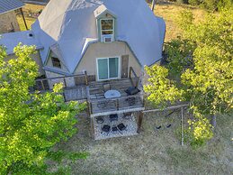 Unique Geodesic Dome House 5 mi to Dntwn Fred!