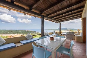 Porto Rotondo Vista Incantevole sul Mare e Yacht