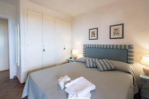 Porto Rotondo Vista Incantevole sul Mare e Yacht