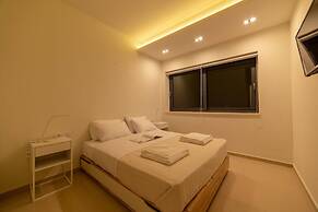 Luxury Villa Mirror - 200meters From The Beach!