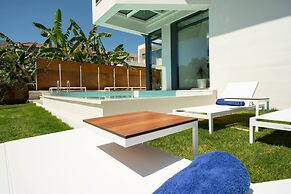 Luxury Villa Mirror - 200meters From The Beach!