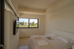 Luxury Villa Mirror - 200meters From The Beach!
