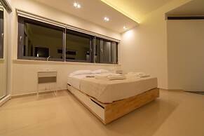 Luxury Villa Mirror - 200meters From The Beach!