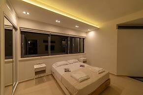 Luxury Villa Mirror - 200meters From The Beach!