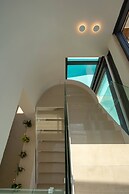 Luxury Villa Mirror - 200meters From The Beach!