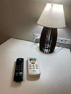 AMPLO APARTAMENTO UM POR ANDAR