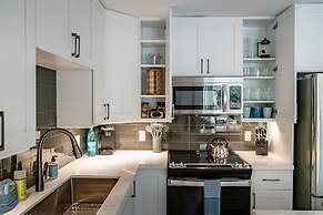 Stunning Modern Beachfront Resort Vistas