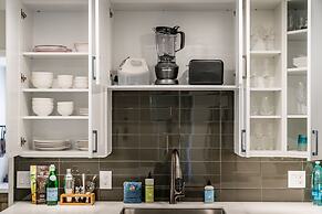 Stunning Modern Beachfront Resort Vistas