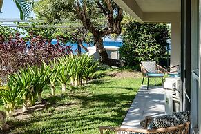 Stunning Modern Beachfront Resort Vistas