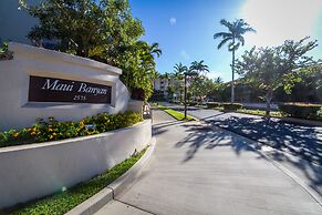 Stunning Modern Beachfront Resort Vistas