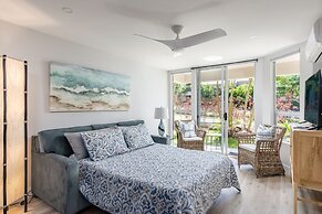 Stunning Modern Beachfront Resort Vistas