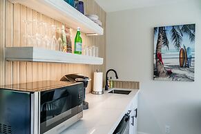 Stunning Modern Beachfront Resort Vistas