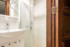 Convenient Flat w Garden 10 min to Galataport