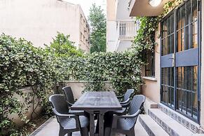 Convenient Flat w Garden 10 min to Galataport