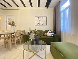 Gem of Galata Discover Renovated Flat