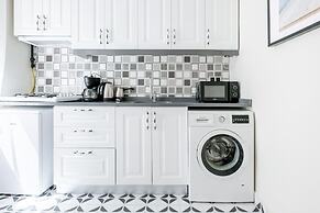 Gem of Galata Discover Renovated Flat