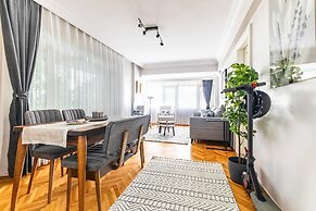 Flat Near Marina and Marmaray in Bagdat Avenue