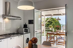 House Villas - Moon on the Sea