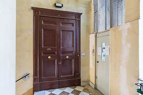 Nova Stylish House in Center