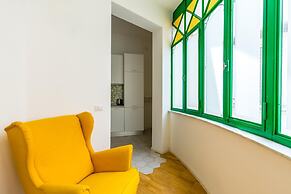 Nova Stylish House in Center