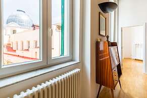 Nova Stylish House in Center