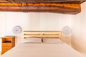 Nova Stylish House in Center