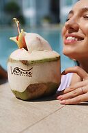 Vannee Golden Sands Beachfront Resort