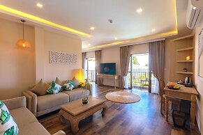 Vannee Golden Sands Beachfront Resort