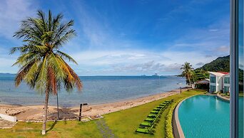 Vannee Golden Sands Beachfront Resort