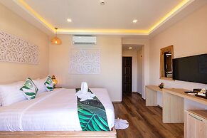 Vannee Golden Sands Beachfront Resort