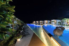 Vannee Golden Sands Beachfront Resort