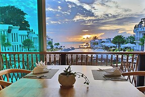 Vannee Golden Sands Beachfront Resort