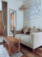 Vannee Golden Sands Beachfront Resort