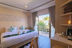 Vannee Golden Sands Beachfront Resort