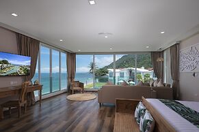 Vannee Golden Sands Beachfront Resort